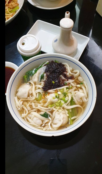 บะหมี่น้ำเกี๊ยวหมู
