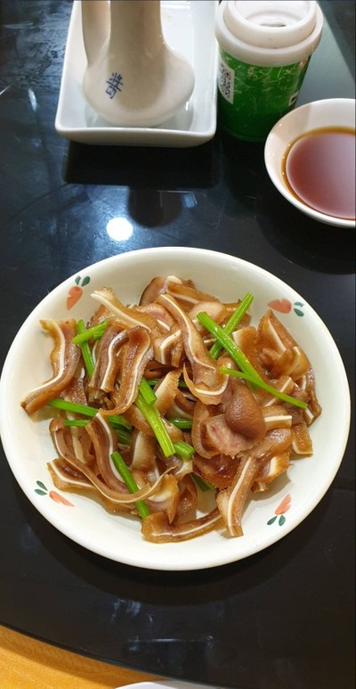 หูหมู