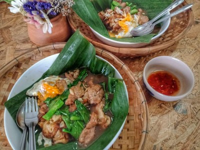 ราดหน้ารองตอง