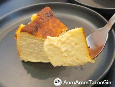 BURNT CHEESECAKE