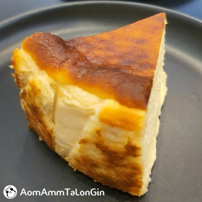 BURNT CHEESECAKE