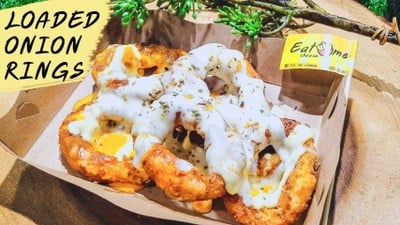 ออเนี่ยนริงอบชีสมอสซาเรลล่า