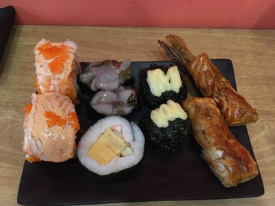 อาหาร หรือ เครื่องดื่ม