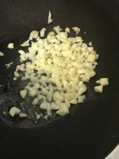 วิธีทำ แตงร้านผัดหมูสับ 