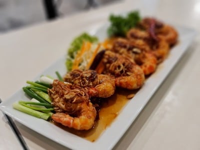 กุ้งราดซอสมะขาม