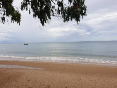 สระว่ายน้ำ/ชายหาด