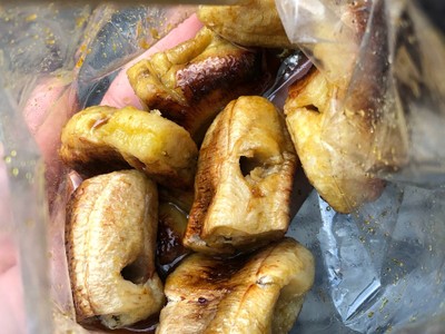 กล้วยปิ้งราดน้ำ