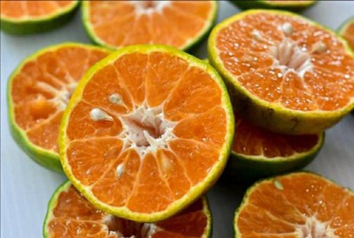 น้ำส้มคั้น Waree