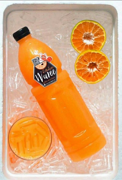 น้ำส้มคั้น Waree