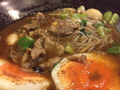 ก๋วยเตี๋ยวเรือไข่ต้ม