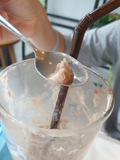 อาหาร หรือ เครื่องดื่ม