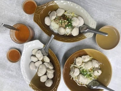 ถนัดศรี หาดใหญ่ (Since 1969) ก๋วยเตี๋ยว ถนัดศรี หาดใหญ่ (เจ้าเก่า) Since1969