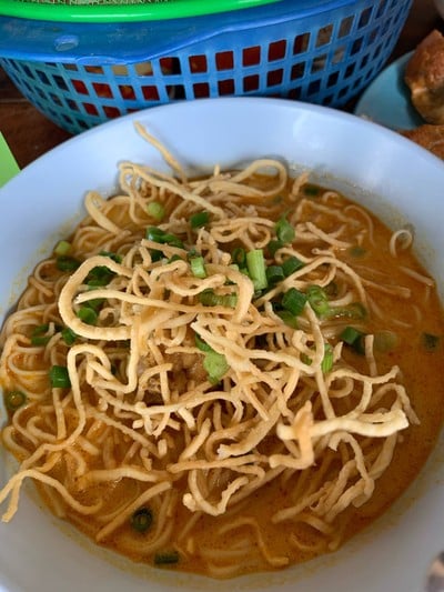 ข้าวซอยไก่