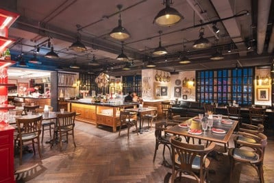 บรรยากาศ BELGA Rooftop Bar & Brasserie