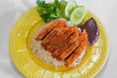 เมนูของร้าน ข้าวมันไก่เจ็กเม้งสองสี LINE MAN Kitchen สุขุมวิท