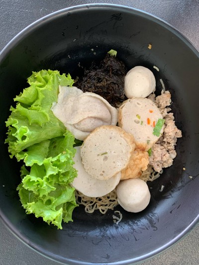 บะหมี่แห้ง