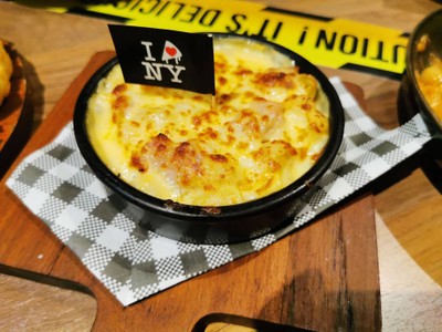 Baked Fusilli & Cheese with Bacon