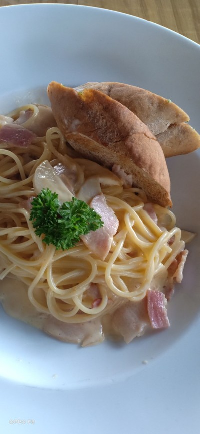 สปาเก็ตตี้คาโบนาร่า