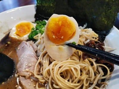 Uchidaya Ramen (อุชิดายะ ราเมน) ธนิยะ