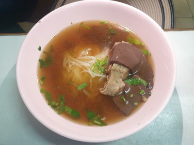 ก๋วยเตี๋ยวเป็ดตุ๋น