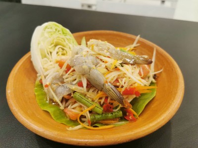 ส้มตำกุ้งสด