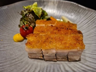 หมูกรอบ