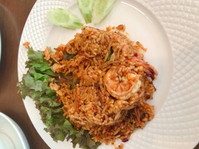 ข้าวผัดต้มยำ