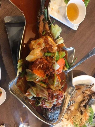 แกงส้มผักรวมกุ้ง  (L)