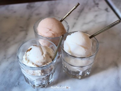 JingJing Ice-cream Bar and Cafe