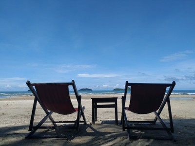 สระว่ายน้ำ/ชายหาด