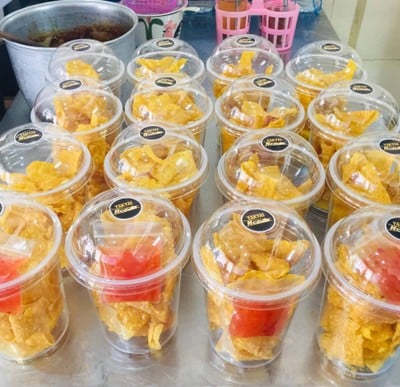 เมนูของร้าน ก๋วยเตี๋ยวยักษ์ใหญ่  หมู่บ้านกรุงศรีซิตี้ คลองสวนพลู