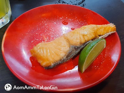 แซลมอนย่างเกลือ