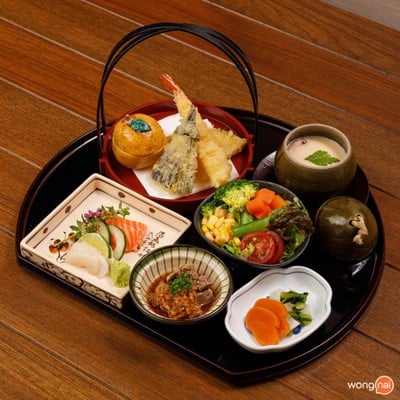 เมนูของร้าน Live Kitchen Ten Show