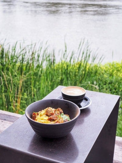 อาหาร หรือ เครื่องดื่ม