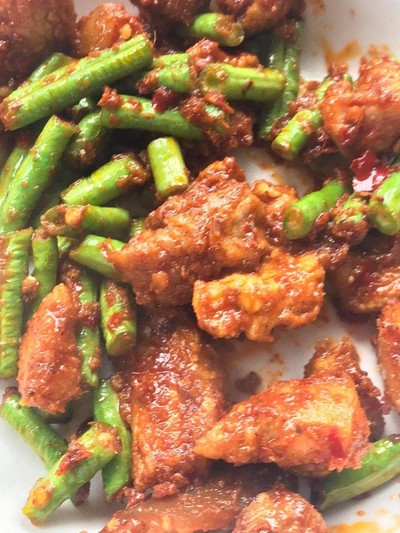 วิธีทำ หมูพัดพริกแกง