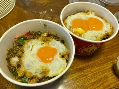 Phed Mark LINE MAN Kitchen สุขุมวิท