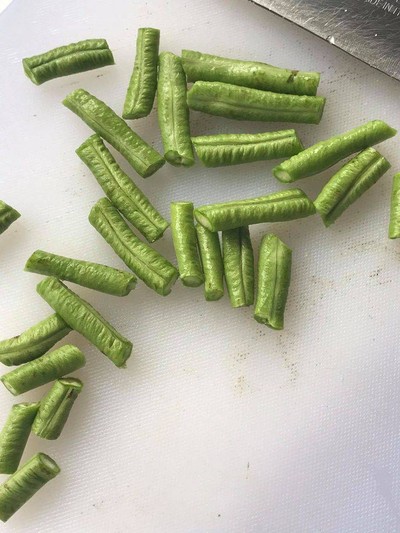 วิธีทำ หมูพัดพริกแกง