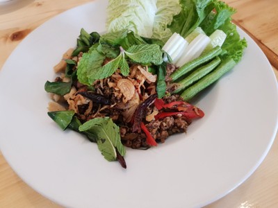 ลาบหมูคำเมือง