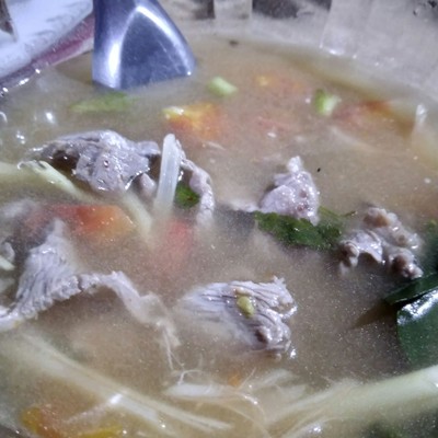 ต้มแซ่บน่องลาย