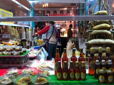 ร้านแตงไทยน้ำผึ้งป่า