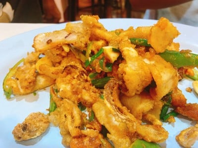 ปลาหมึกผัดไข่เค็ม