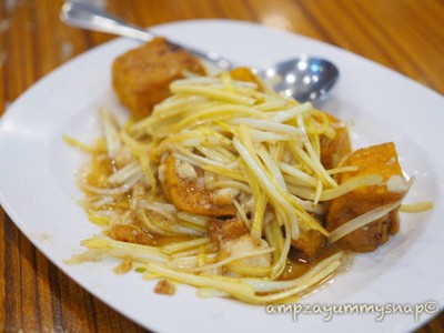 กุยช่ายขาวผัดเต้าหู้