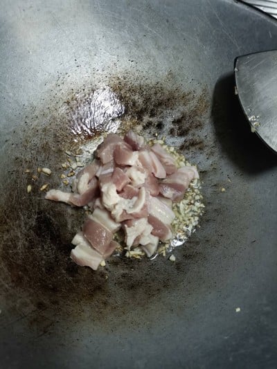 วิธีทำ ผัดถั่วลันเตาหวานใส่หมูสามชั้น วิธีทำ ผัดถั่วลันเตาหวานใส่หมูสามชั้น