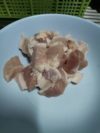 วิธีทำ ผัดถั่วลันเตาหวานใส่หมูสามชั้น วิธีทำ ผัดถั่วลันเตาหวานใส่หมูสามชั้น