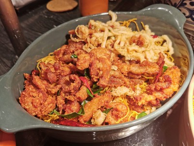 อาหาร หรือ เครื่องดื่ม