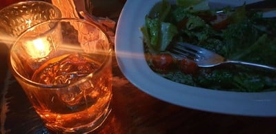 อาหาร หรือ เครื่องดื่ม