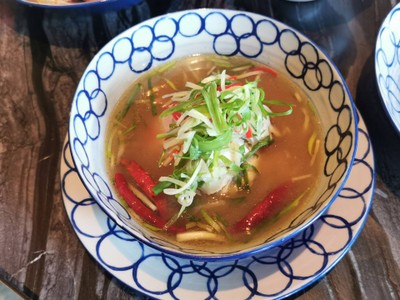 อาหาร หรือ เครื่องดื่ม