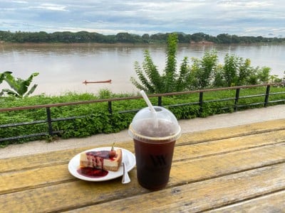 เมนูของร้าน With A View @ ChiangKhan