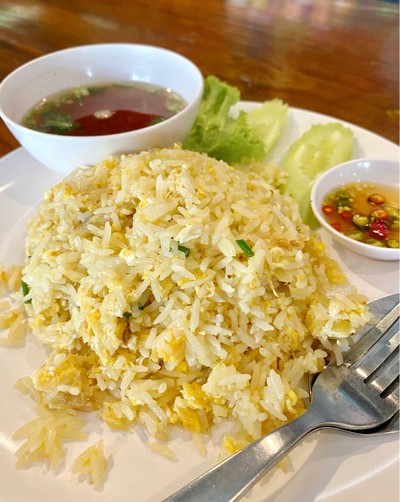 ข้าวผัดปู
