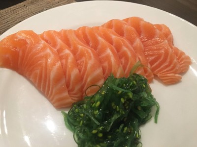 ซาชิมิ แซลมอน